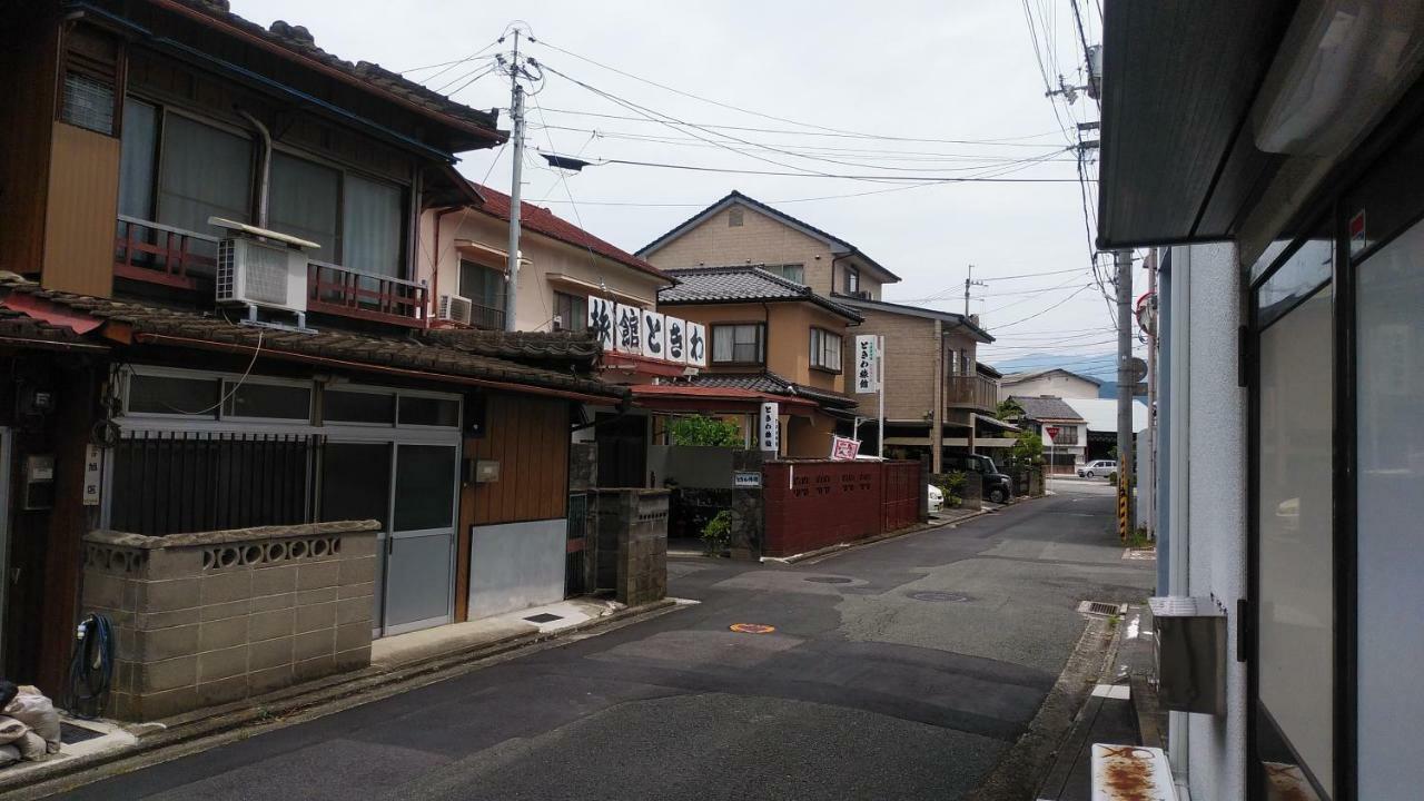 Walking Pilgrimage Hotel Tokiwa Ryokan Ozu  Eksteriør billede