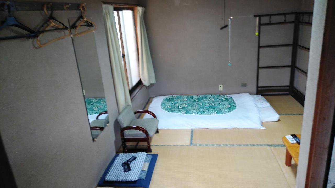 Walking Pilgrimage Hotel Tokiwa Ryokan Ozu  Eksteriør billede